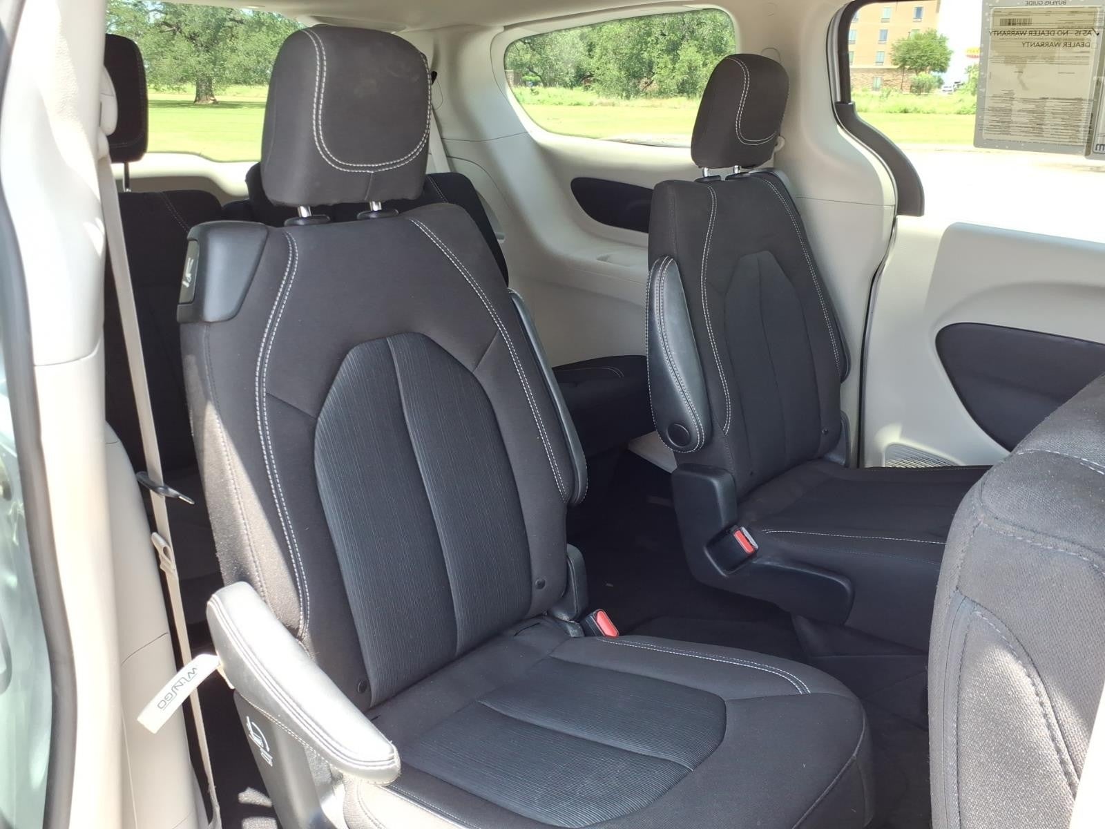2023 Chrysler Voyager (fleet-only) LX