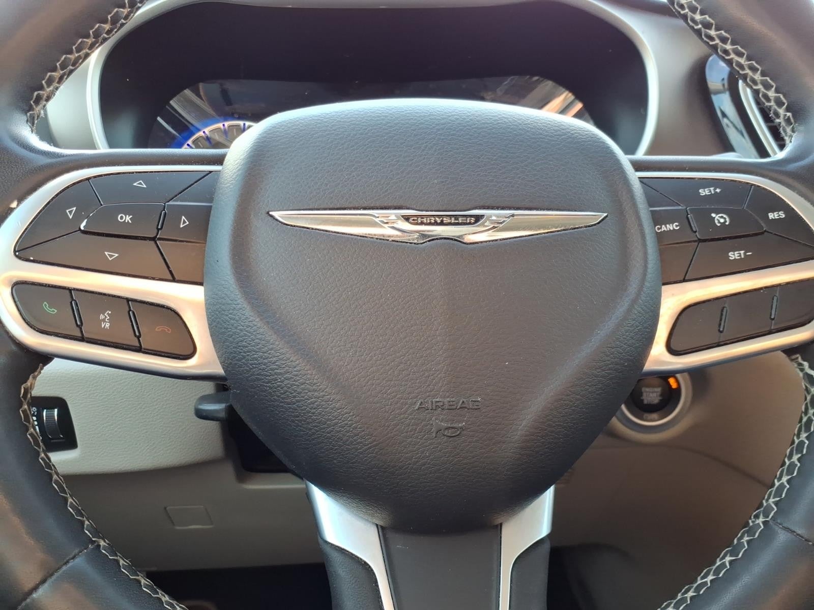 2023 Chrysler Voyager (fleet-only) LX