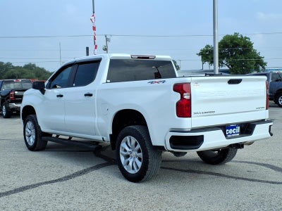 2022 Chevrolet Silverado 1500 Custom