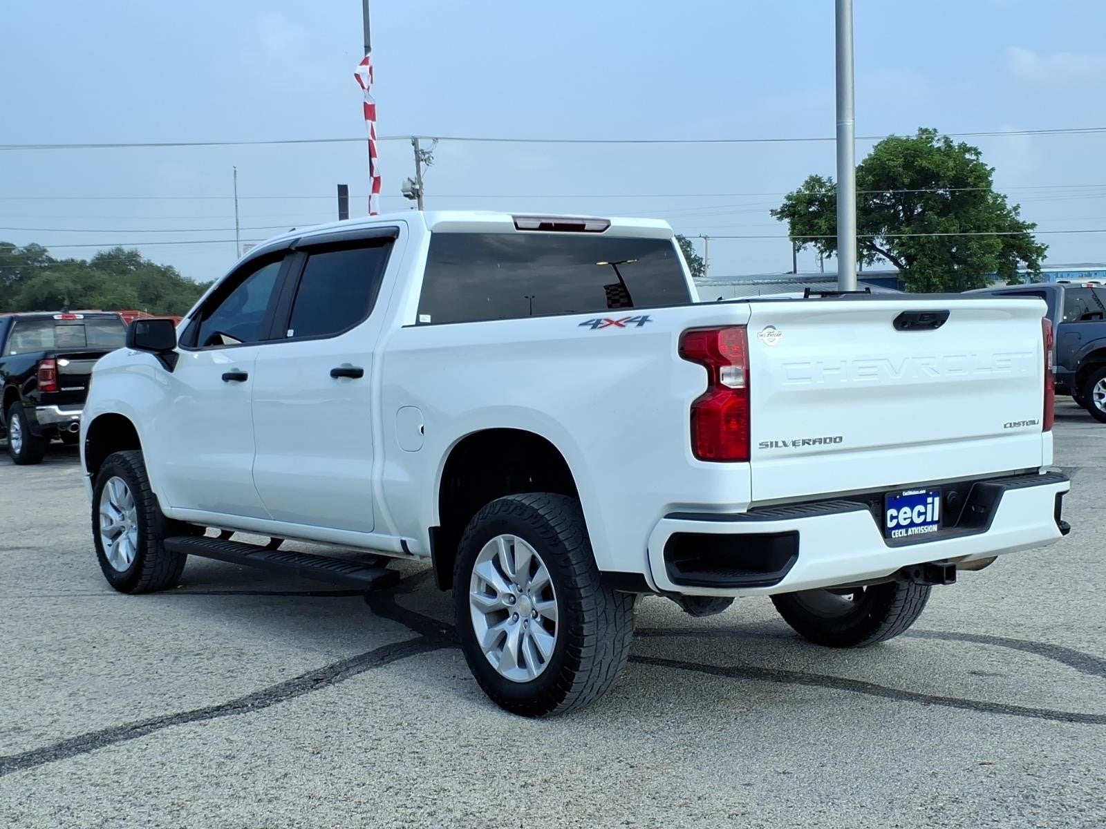 2022 Chevrolet Silverado 1500 Custom