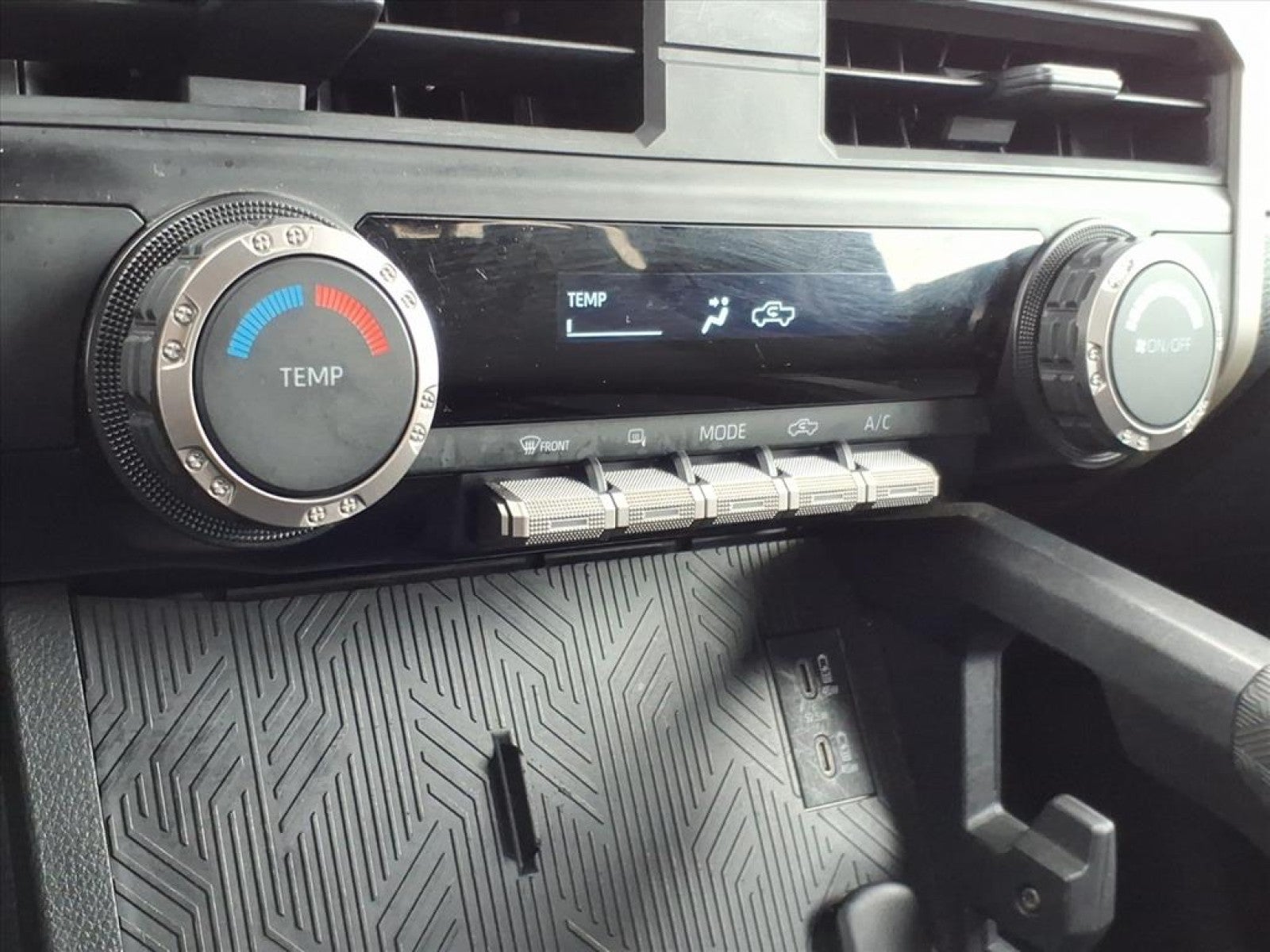 2024 Toyota Tacoma 4WD SR5