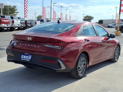 2024 Hyundai Elantra SEL